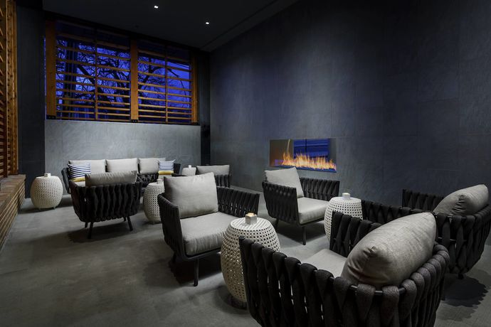 Imagen del bar/restaurante del Hotel Ac By Marriott Chapel Hill Downtown. Foto 2