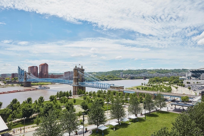 Imagen general del Hotel Ac By Marriott Cincinnati At The Banks. Foto 2