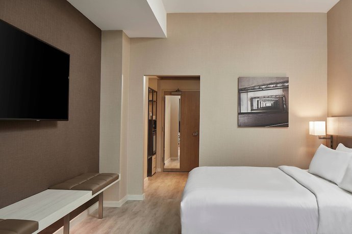 Imagen de la habitación del Hotel Ac By Marriott Greenville. Foto 8