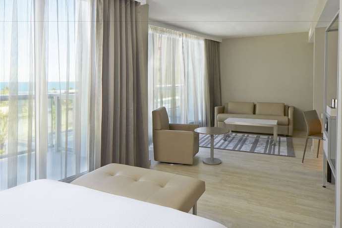 Imagen de la habitación del Hotel Ac By Marriott Miami Beach. Foto 3