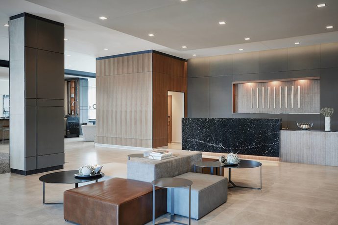 Imagen de los interiores del Hotel Ac By Marriott Minneapolis West End. Foto 18