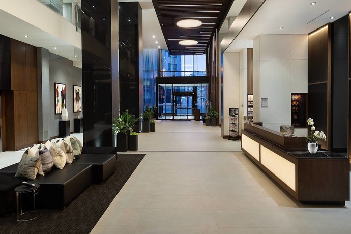 Imagen de los interiores del Hotel Ac By Marriott Montreal Downtown. Foto 16