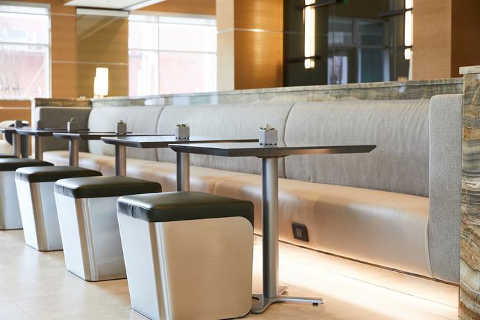 Imagen del bar/restaurante del Hotel Ac By Marriott Oklahoma City Bricktown. Foto 2