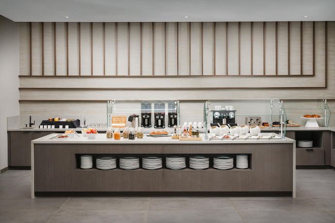 Imagen del bar/restaurante del Hotel Ac By Marriott Raleigh Downtown. Foto 2