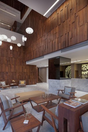 Imagen de los interiores del Hotel Ac By Marriott Santa Fe. Foto 20