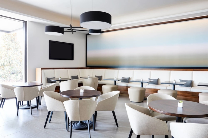 Imagen del bar/restaurante del Hotel Ac By Marriott Tampa Airport. Foto 4
