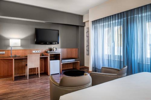 Imagen de la habitación del Hotel Ac Carlton Madrid By Marriott. Foto 18