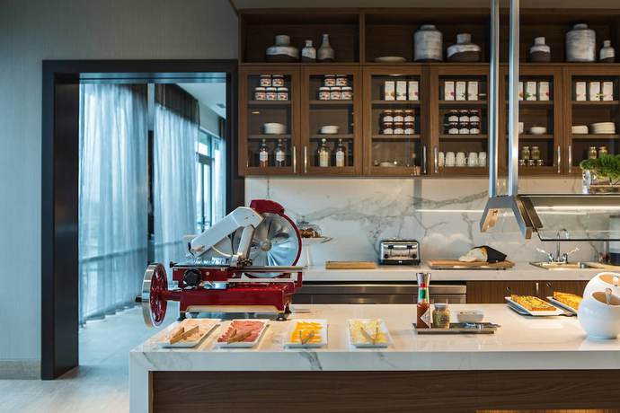 Imagen del bar/restaurante del Hotel Ac Cincinnati At Liberty Center. Foto 4