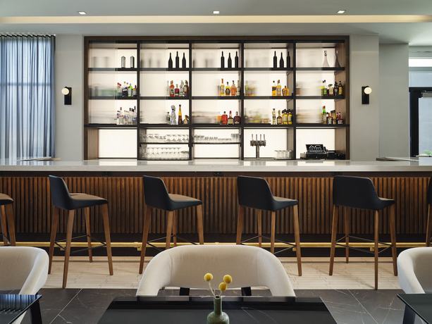 Imagen del bar/restaurante del Hotel Ac Dayton. Foto 3