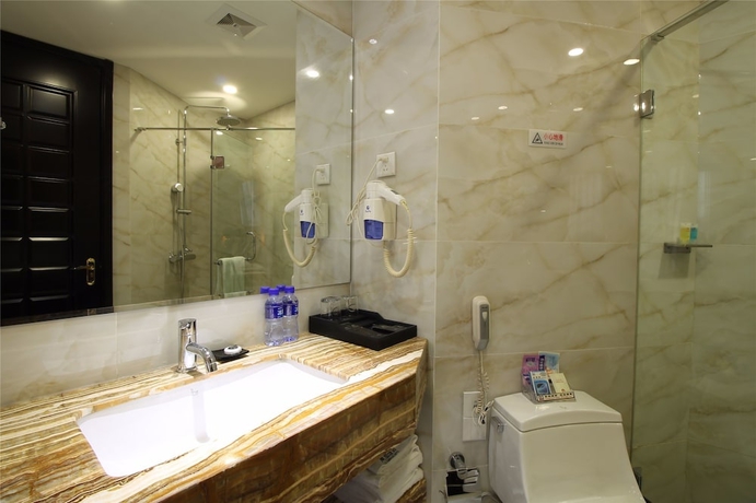 Imagen de la habitación del Hotel Ac Embassy. Foto 7