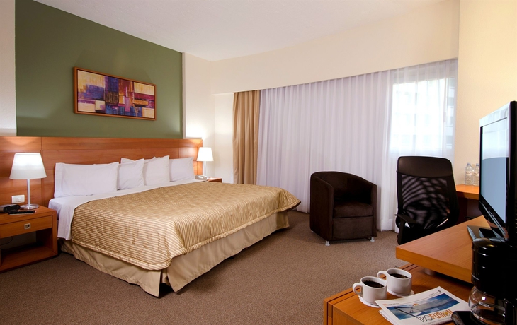 Imagen de la habitación del Hotel Ac Guadalajara Expo Mexico. Foto 5