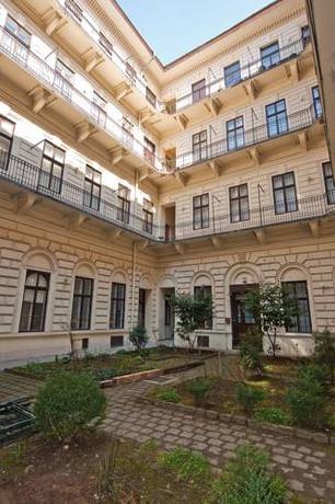 Imagen general del Hotel A.c. Holiday Apartments. Foto 7