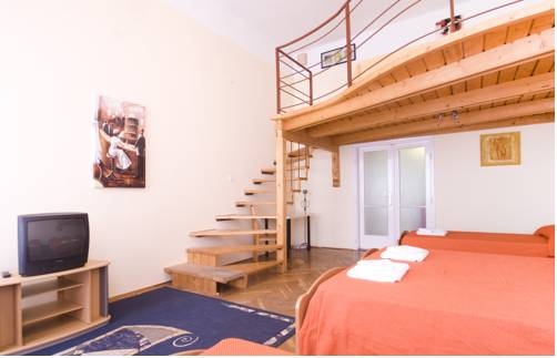 Imagen general del Hotel A.c. Holiday Apartments. Foto 11