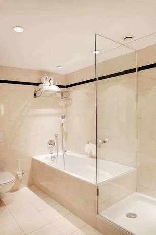 Imagen de la habitación del Hotel Ac Hotel Innsbruck. Foto 5