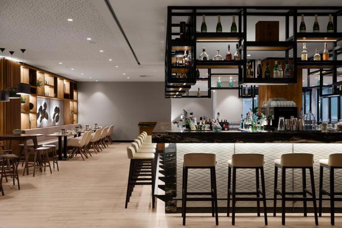 Imagen del bar/restaurante del Hotel Ac Hotel Innsbruck. Foto 3