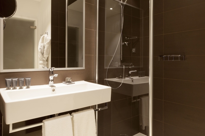 Imagen de la habitación del Hotel Ac Hotel Paris Le Bourget Airport. Foto 8