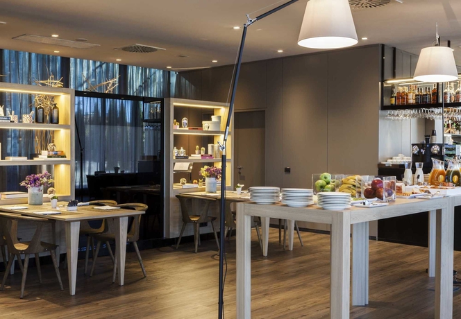 Imagen del bar/restaurante del Hotel Ac La Finca By Marriott. Foto 6