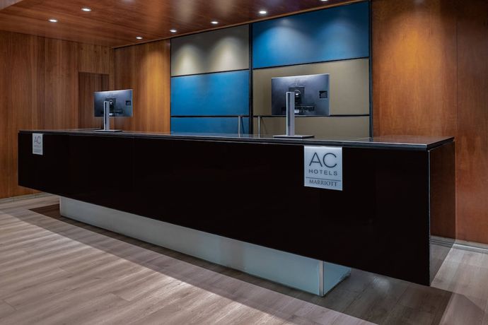 Imagen de los interiores del Hotel Ac La Línea By Marriott. Foto 19