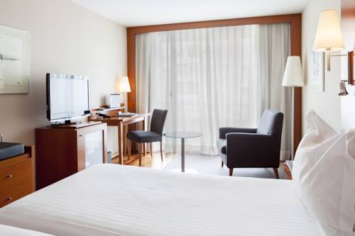 Imagen de la habitación del Hotel Ac La Rioja By Marriott. Foto 6