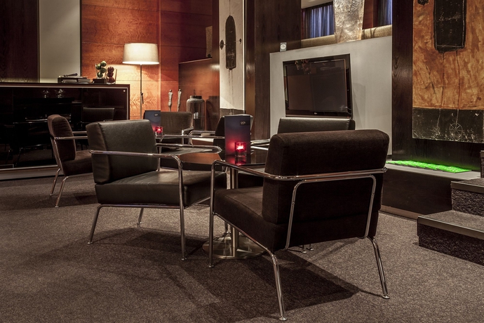 Imagen de los interiores del Hotel Ac Los Vascos By Marriott. Foto 14
