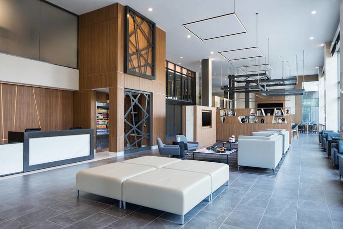 Imagen de los interiores del Hotel Ac Louisville Downtown. Foto 9
