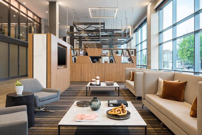 Imagen de los interiores del Hotel Ac Louisville Downtown. Foto 17