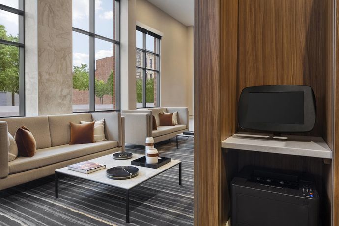 Imagen de los interiores del Hotel Ac Louisville Downtown. Foto 18