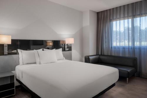 Imagen de la habitación del Hotel Ac Murcia By Marriott. Foto 12