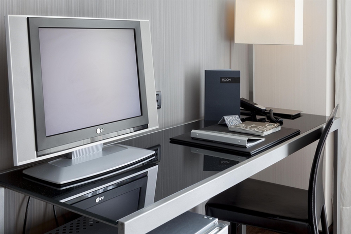 Imagen de la habitación del Hotel Ac Palacio Universal By Marriott. Foto 13