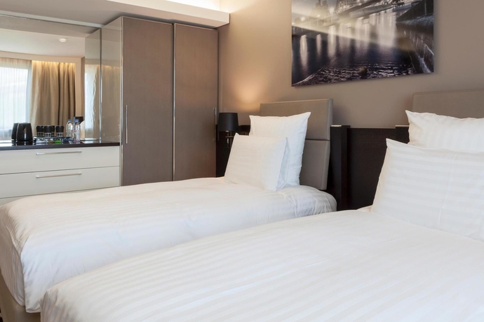 Imagen de los interiores del Hotel Ac Porte Maillot. Foto 14