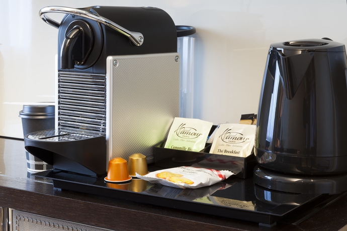 Imagen de la habitación del Hotel Ac Porte Maillot. Foto 12