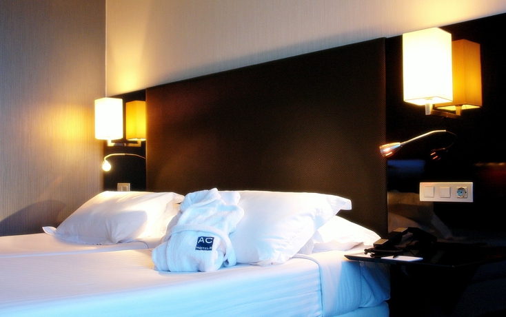 Imagen de la habitación del Hotel Ac Som By Marriott. Foto 7