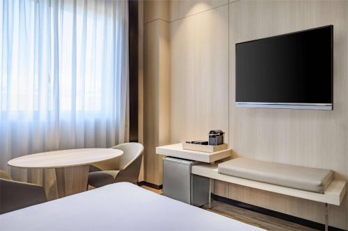 Imagen de la habitación del Hotel Ac Valencia By Marriott. Foto 14