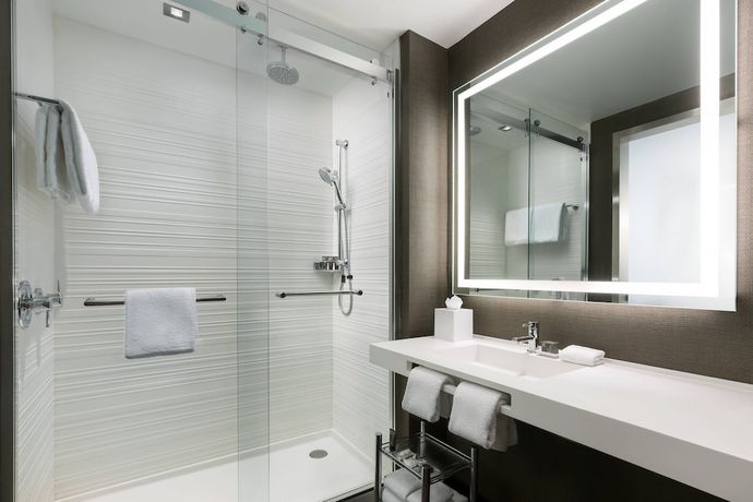 Imagen de la habitación del Hotel Ac Vancouver Waterfront. Foto 5