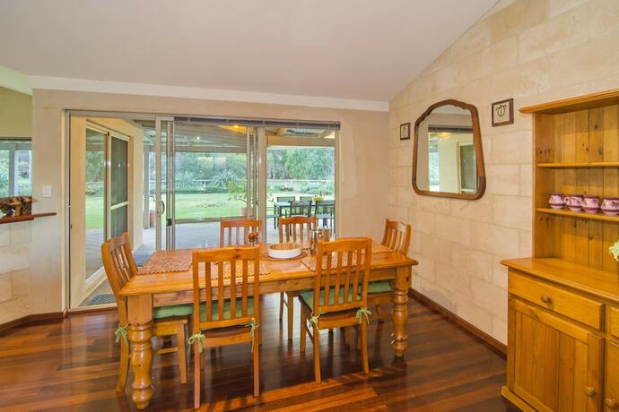 Imagen general del Hotel Acacia Chalets. Foto 4