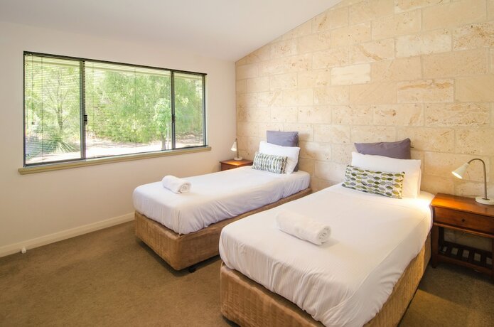 Imagen de la habitación del Hotel Acacia Chalets. Foto 15
