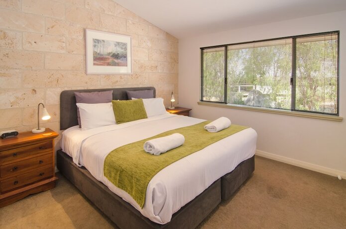 Imagen de la habitación del Hotel Acacia Chalets. Foto 19
