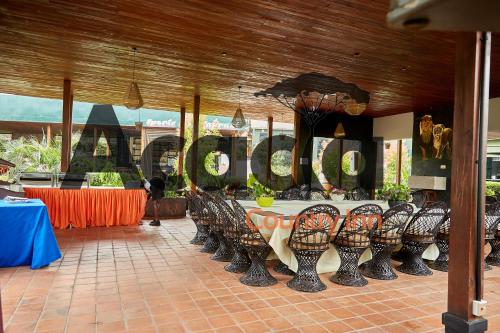 Imagen general del Hotel Acacia Country Inn. Foto 10