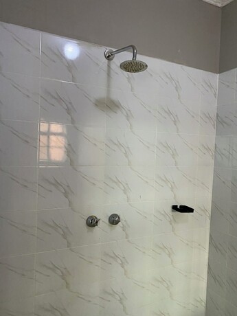 Imagen general del Hotel Acacia Gardens Gilgil. Foto 1