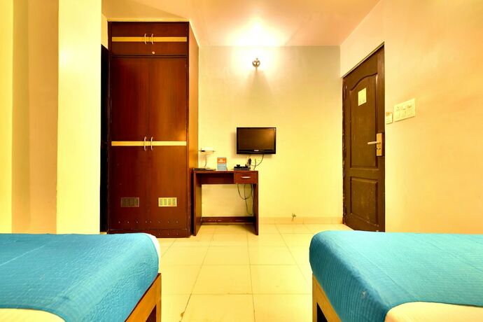 Imagen general del Hotel Acacia Inn. Foto 11