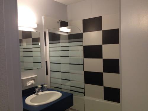 Imagen de la habitación del Hotel Acacia, Lun&eacute;ville. Foto 6