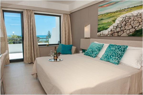 Imagen general del Hotel Acacia Marina. Foto 10