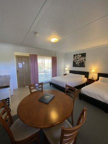 Imagen de la habitación del Hotel Acacia Rose Motor Inn. Foto 18