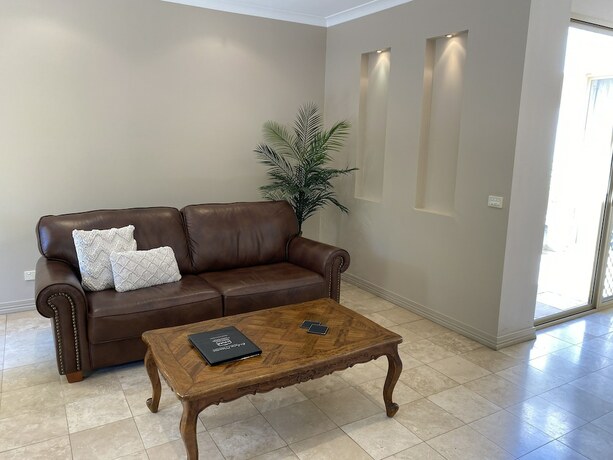 Imagen de la habitación del Hotel Acacia Terraces. Foto 20