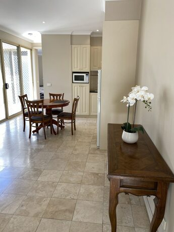 Imagen de la habitación del Hotel Acacia Terraces. Foto 22