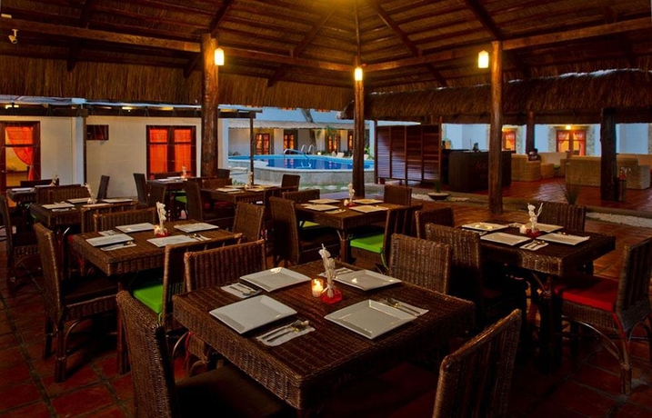 Imagen del bar/restaurante del Hotel Acacia Tree Garden. Foto 2