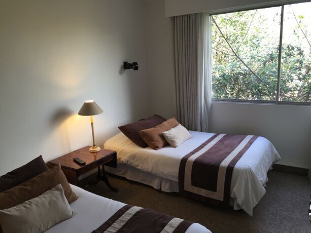 Imagen general del Hotel Acacias De Vitacura. Foto 8