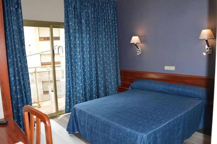 Imagen de la habitación del Hotel Acacias Suites and Spa. Foto 6