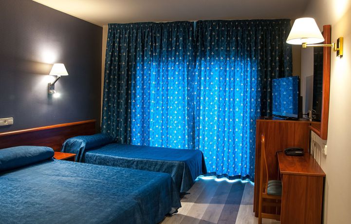 Imagen de la habitación del Hotel Acacias Suites and Spa. Foto 9