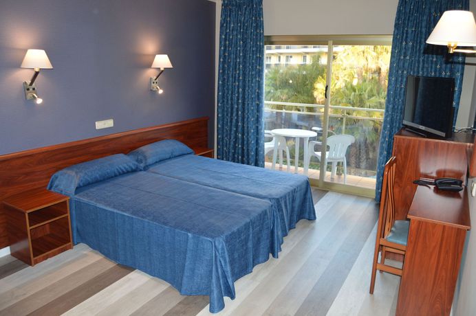 Imagen de la habitación del Hotel Acacias Suites and Spa. Foto 13